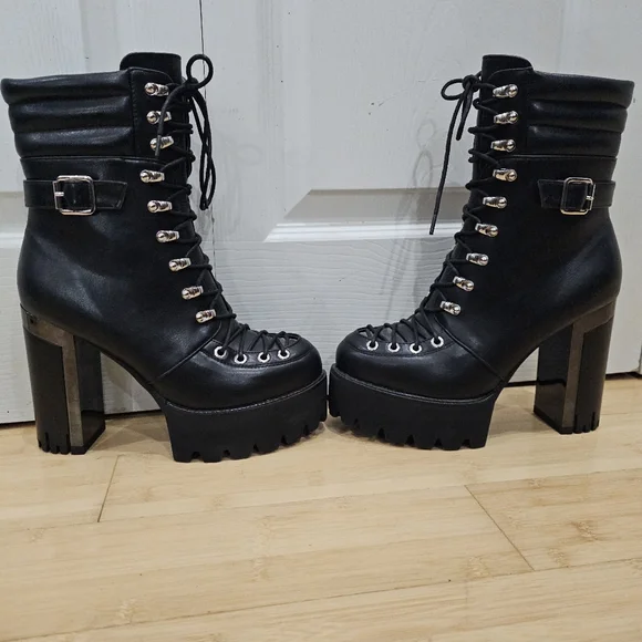 Dolls Kill Punk Goth Azalea Wang Mel Black Lace Up Buckle Mel Ankle Boots 9 New - Picture 2 of 10